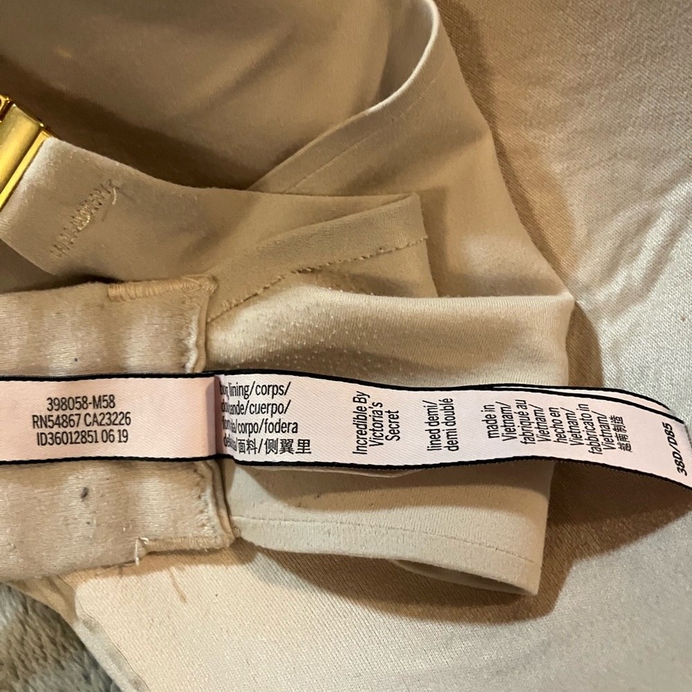 Victoria’s Secret Incredible Lined Demi Bra Nude Beige 38D - Picture 7 of 9